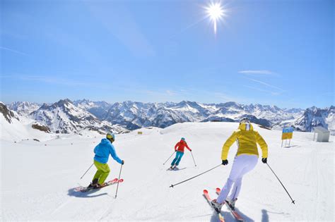 sigebet8|Skifahren in Lech Zürs am Arlberg .
